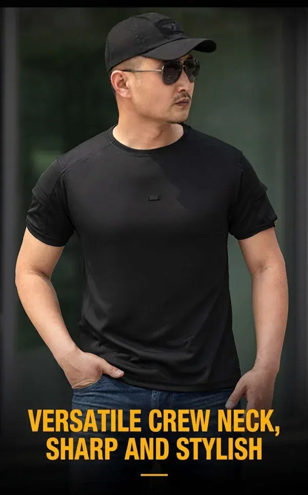 Men's black quick-drying crewneck T-shirt with short sleeves and elastic fabric.