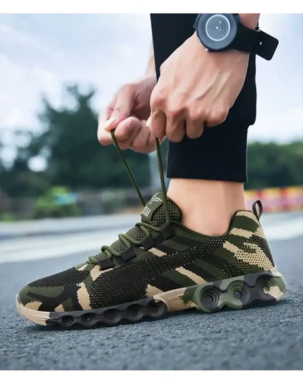 ស្បែកជើងកីឡាពណ៌កាម៉ូ Fly-Knit ស្រាលខ្លាំង សម្រាប់ការរត់ និងហាត់ប្រាណក្នុងចំណោមស្បែកជើងហ្វឹកហាត់យោធា.