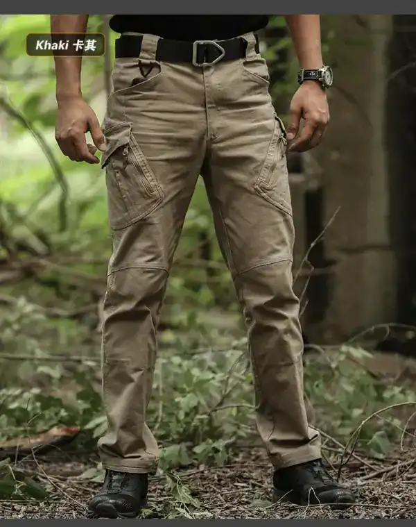 ខោ Tactical សម្រាប់ធ្វើដំណើរ និងប្រើប្រាស់ប្រចាំថ្ងៃ មានហោប៉ៅ Cargo ពណ៌ khaki.