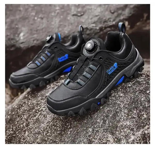 ស្បែកជើងភ្នំបុរស Outdoor Hiking ខ្មៅបៃតង មានប្រព័ន្ធបិទ Rotary Lock និងបាត TPR រឹងមាំ.
