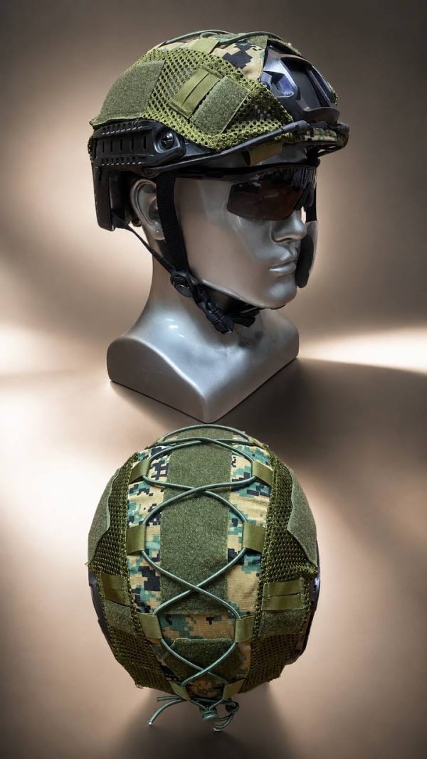 Tactical mesh helmet cover in camouflage for outdoor and training helmets, suitable for tactical use.
