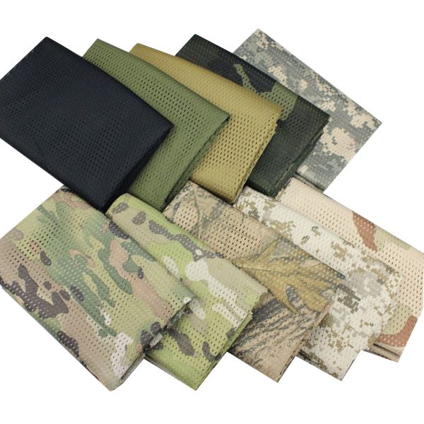 SH25 Men's camouflage canvas training shoes with wear-resistant sole for tactical outdoor use.