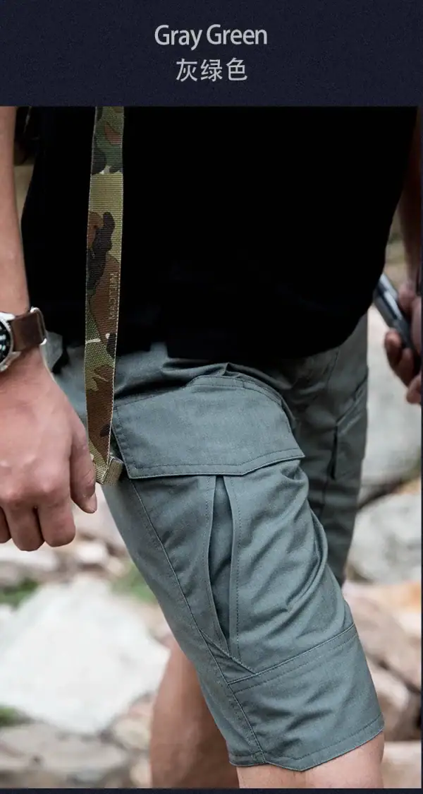 SR02 lightweight tactical cargo shorts in gray green for outdoor and daily wear.