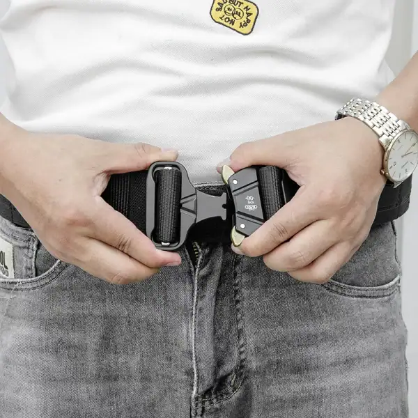 Tactical MOLLE quick-release belt with inner hook-and-loop in black for outdoor and tactical use.