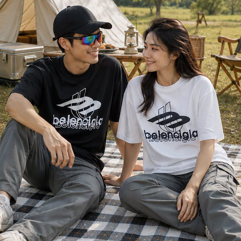 TSS58 អាវយឺតកអក្សរ V រលុង សម្រាប់ប្រើប្រាស់ប្រចាំថ្ងៃ មានរូបព្រីនខាងមុខ.