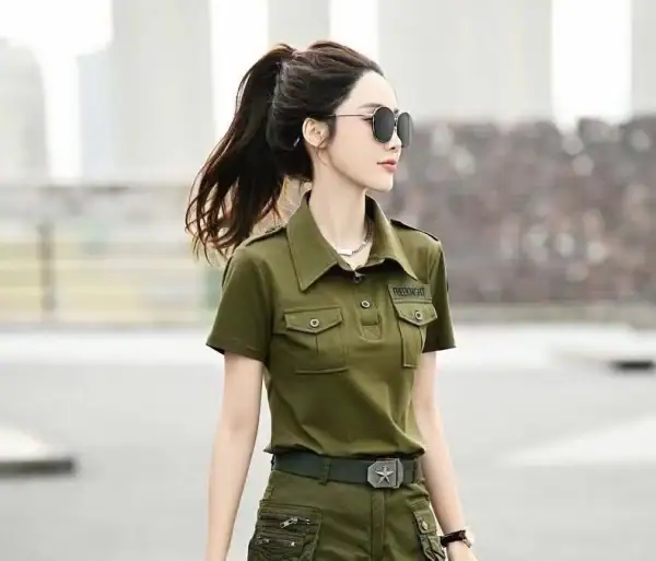 អាវដៃខ្លីរចនាប័ទ្ម Tactical មានកអាវ Camouflage សម្រាប់ពាក់ប្រចាំថ្ងៃ.